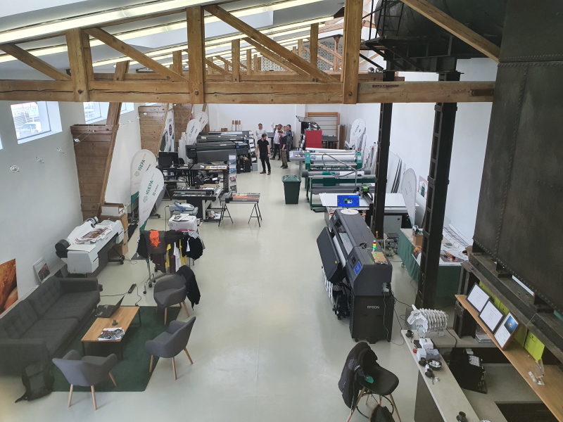 Showroom tiskových a dokončovacích strojů Igepa CZ
